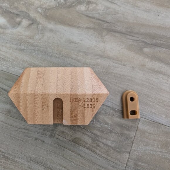 IKEA SKUGGIS Bamboo Wall Hooks (3) - Picture 5 of 7